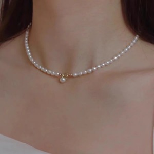 Collar de Perlas Naturales de Agua Dulce Chapado en Oro de 18K, Plata S925 Reforzada, Elegante y Moderno, Estilo Hada - Product Image 5