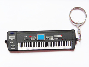 <span class=keywords><strong>Portachiavi</strong></span> in PVC Morbido 2D a Forma di Strumento Musicale, Chitarra / Chitarra Elettrica / Tastiera, <span class=keywords><strong>Portachiavi</strong></span> a Forma di Batteria - Product Image 4