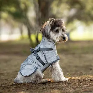 Großhandel Haustierbekleidung Hersteller Luxus-Hunde-Regenmantel wasserdichter Jumpsuit Designer Geschirr Haustier Hund Regenmantel