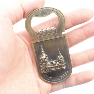 Venta al por mayor personalización Rumania <span class=keywords><strong>Peles</strong></span> Castle abrebotellas <span class=keywords><strong>de</strong></span> Metal antiguo imán <span class=keywords><strong>de</strong></span> nevera regalo <span class=keywords><strong>de</strong></span> recuerdo turístico - Product Image 5
