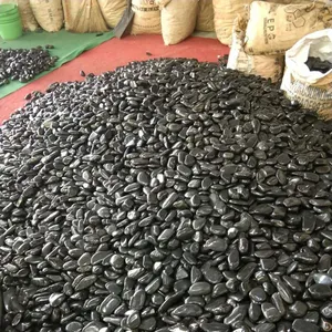 Natural Black Cobble Polished Normal Grade Outside Garden Landscape Paving machine polished white loose pebble stone