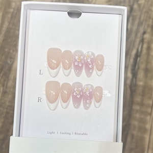 <span class=keywords><strong>Uñas</strong></span> Postizas Acrílicas Blancas Simples <span class=keywords><strong>con</strong></span> Puntas Pintadas a Mano <span class=keywords><strong>con</strong></span> <span class=keywords><strong>Flores</strong></span> Francesas, Hechas a Mano de Alta Calidad, Venta al Por Mayor - Product Image 1
