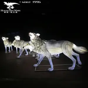 Parque de atracciones Atracción hecha a mano Hermosas linternas de lobo de animales artificiales a la venta