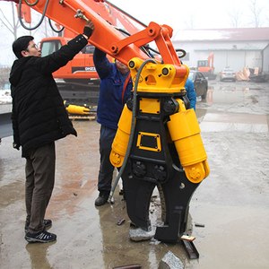 Les cisailles mobiles pour déchets sont la machine idéale pour les démolitions primaires, utilisées principalement pour couper l'acier sur les chantiers de démolition. - Product Image 2