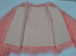 Vente en gros d'usine, <span class=keywords><strong>manteau</strong></span> en fourrure véritable pour femmes, col rond court, couleur personnalisée, fourrure moelleuse et bouclée, veste en fourrure de mouton de Mongolie pour l'hiver - Product Image 6