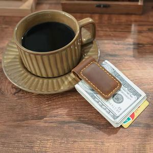 Cartera de Cuero Vacuno de Lujo Hecha a Mano con Cierre Magnético, Tarjetero, Clip para Billetes, Delgada y Portátil para Hombre - Product Image 3