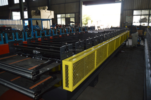 에너지 절약을 위한 모터 및 엔진을 갖춘 완전 자동 PLC 제어 이중층 지붕 타일 롤링 성형기 지붕 시트 - Product Image 4