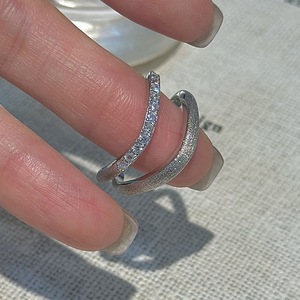 Anillo de Plata de Ley S925 de Doble Capa, Diseño de Nicho, Simple, Moderno, Vintage, con Incrustaciones de Circonita, Chapado en Oro de 18K, Anillo Abierto Curvo Estilo Hip-hop - Product Image 4