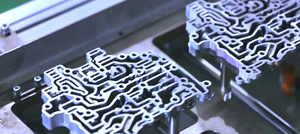 Nouvelle machine de nettoyage industriel haute pression à quatre robots, boîtier de transmission et corps de soupape, Shimada Big Bird CLH 3000-5000W - Product Image 5