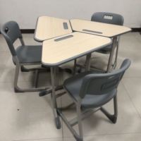 Une table de groupe et une chaise assemblées avec 6 chaises d'étudiants mobilier scolaire pour les instituts de formation à la gestion