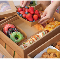 Emballage alimentaire en carton ondulé biodégradable Boîtes à gâteaux Fenêtre pour boulangerie pour sandwichs Gâteau Camping Utilisation en pique-nique Plateau en papier