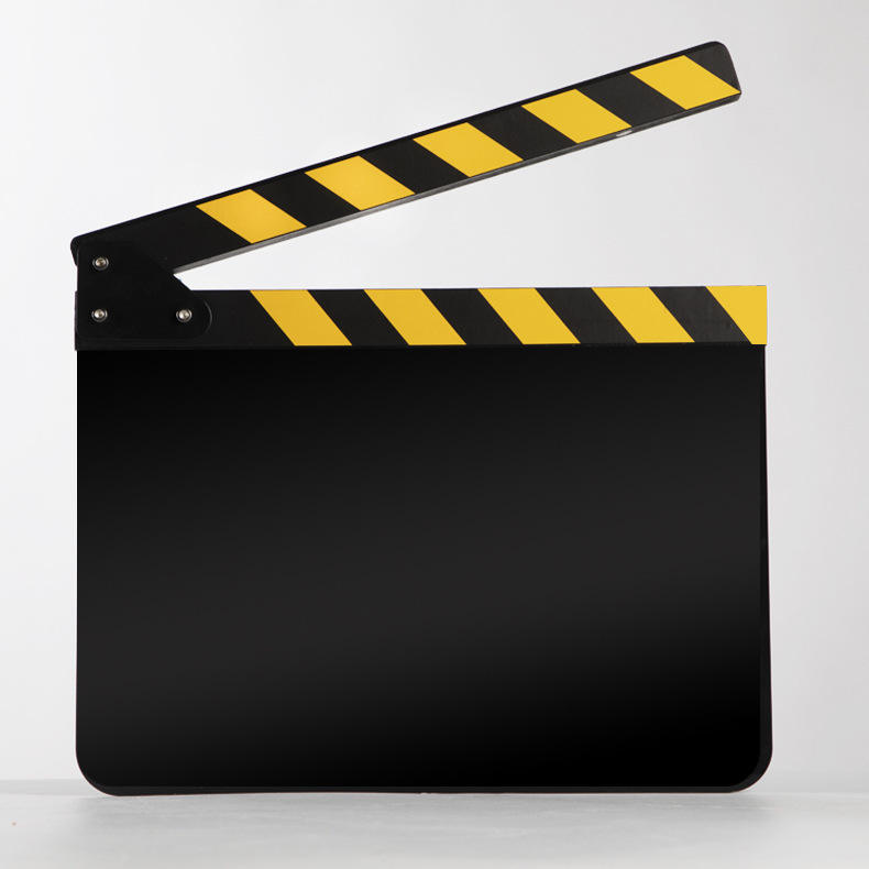 Rayures jaunes tableau noir -- 06