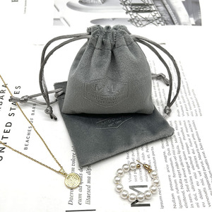 Bolsa de Terciopelo con Cordón Personalizada con Logotipo, MOQ Bajo, Muestra Gratuita, Bolsa Pequeña para Regalo de Joyería - Product Image 2