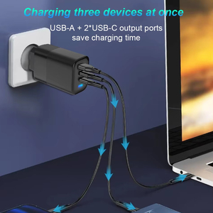 <span class=keywords><strong>65W</strong></span> US EU CN อะแดปเตอร์ที่ชาร์จติดผนังพร้อม3พอร์ต2C1A หลายช่อง USB Type C ที่ชาร์จ GAN สำหรับแล็ปท็อปและโทรศัพท์ - Product Image 1