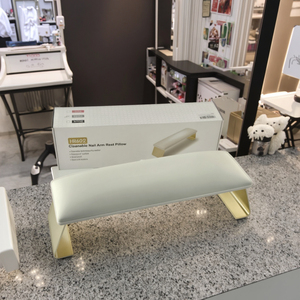 Tựa tay làm móng chuyên nghiệp cao cấp bằng da đen với chân hợp kim nhôm chống trơn, công nghệ dễ vệ sinh - Product Image 6