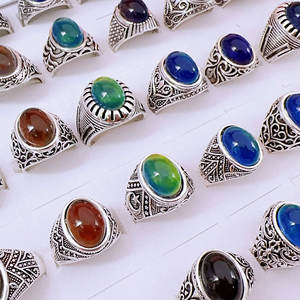 Etnische stijl vergulde ring met ingelegde natuursteen, retro geometrisch, voor de wijsvinger, stemmingssensitief, edelsteenring - Product Image 3