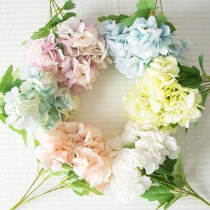Haiyi - Flor de Hortensia de Seda con 5 Ramas, Flores Artificiales para Decoración de Bodas y Hogar - Product Image 1