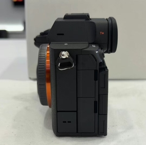 กล้องดิจิตอล Sony Alpha 7 V รุ่นปี 2025 สภาพใหม่ 99% กล้องฟูลเฟรมระดับไฮเอนด์ ถ่ายวิดีโอ <span class=keywords><strong>4K</strong></span> - Product Image 2