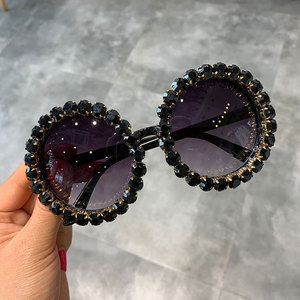 Gafas de sol de calidad con diamante ostentoso para mujer, anteojos de sol femeninos de cristal, de buena calidad, a la moda, con colores personalizados, 2021, 2 años de garantía - Product Image 4