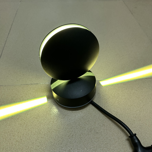 Outdoor Ceiling Wall Mounted DMX RGB 360 Degree Graphic Led Window Lamp Trick Light