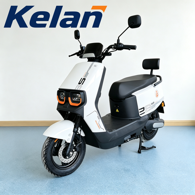 Wholesale 1000W Electric Scooter Electric Moped 72V 40Ah Lithium Battery Long Range Electric Motorcycle for Adults South Asia