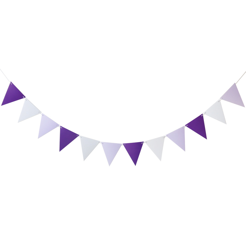 Drapeaux triangulaires violet foncé-violet clair-blanc