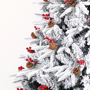 Nouvel Arbre <span class=keywords><strong>de</strong></span> Noël Artificiel en Pin Floqué Cryptographique <span class=keywords><strong>de</strong></span> Haute Qualité, Style Transfrontalier, 2,4 Mètres, Décoration Baies Rouges - Product Image 4