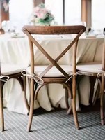 Chaise de salle à manger classique de style ferme traditionnelle en bois massif durable à dossier croisé pour la maison et les événements de banquet