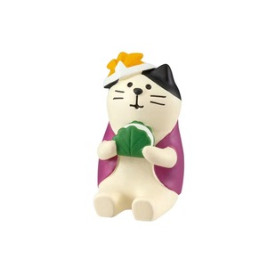 Décoration de scène sur le thème culturel de la boulangerie animale pour 'Fu Tea Garden' – Artisanat en résine pour pain et gâteaux - Product Image 5