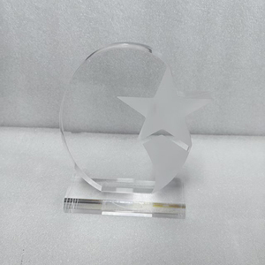 Trophée en acrylique PMMA K9 en gros, gravé au laser personnalisé, écologique, style moderne, souvenir cadeau - Product Image 1