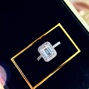 Nhẫn kim cương lab 3 carat vàng 18K chứng nhận IGI Queensun, kiểu dáng vuông cổ điển, nhẫn cưới/nhẫn đính hôn, quà tặng, công nghệ CVD HPHT - Product Image 1