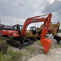 Excavatrice sur chenilles Doosan DH60 d'origine coréenne 100% authentique, avec pince hydraulique, peinture brute, occasion, à vendre