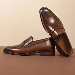 Chaussures habillées pour hommes de haute qualité à bout carré et lacets, grande taille, confortables, style rétro polyvalent britannique, minimalistes et formelles - Product Image 3