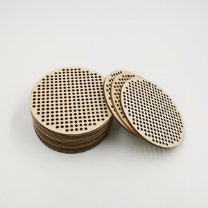 Al por mayor personalizado redondo de 4 pulgadas de madera Cruz puntada - Product Image 2