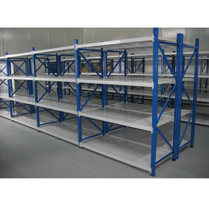 מתלה מחסן כחול לבן סיטונאי אחסון בינוני מתלה פלדה יצרן מדפי מחסן תעשייתיים - Product Image 6