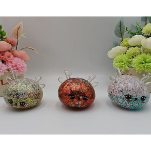 ของเล่นบีบลดความเครียดรูปกวางคริสต์มาส SY New Crystal Kawaii แบบกลิตเตอร์  รูปทรงเกี๊ยวซาลาเปา  บรรจุในกล่องสุ่ม  สามารถปรับแต่งโลโก้ได้  วัสดุ PU - Product Image 4