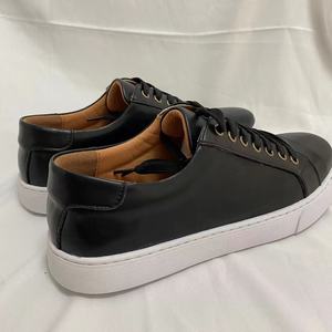 Zapatillas Deportivas de Cuero Genuino de Talla Grande para Hombre, Zapatos Casuales Planos de Skateboard Unisex, Zapatos Deportivos OEM de Fábrica para Hombre, Tallas 38-49, Personalización de Logotipo - Product Image 3