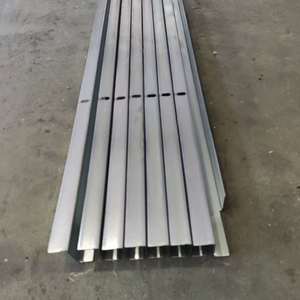 Top vente meilleur prix fabriqué en usine ascenseur portes de plancher panneaux latéraux rouleau entièrement automatique formant la machine avec des trous de poinçonnage - Product Image 6
