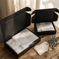 Boîtes en papier noir écologiques personnalisées, imperméables, compostables, pour l'emballage de vêtements, chaussettes, autocollants, cartes de remerciement avec doublure en éponge