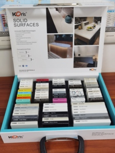 Koris Đá Nhân Tạo Tấm Bề Mặt Rắn Nguyên Chất Và Khoáng Chất Màu Trắng Đỏ Đen Xanh Hồng Xám Cho Tấm Tường - Product Image 2