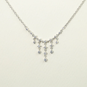 Elegante Collar de Diamantes Redondos en Capas para Mujer, Joyería de Diamantes en Oro, Diseño Atemporal, Regalo Perfecto para Cumpleaños o Aniversario - Product Image 3