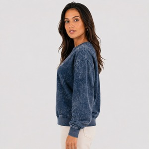 Sudadera Premium para Mujer con Lavado Ácido, Algodón y Forro Polar, Puños Acanalados, Hombros Caídos, Estilo Urbano, Sudadera de Moda para Mujer con Lavado Ácido - Product Image 2
