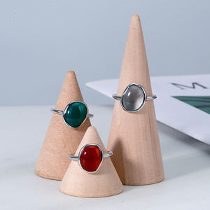 Минималистичное кольцо из натурального агата с неровной плоской подошвой, красно-зеленое, для ранней зимы - Product Image 1