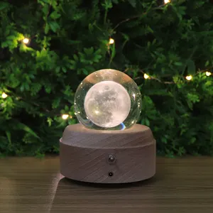 Trung Sơn Bán Hot Cơ Sở Gỗ 3D Crystal Ball Light Với Xoay Âm Nhạc Kỳ Nghỉ Quà Tặng Bảng Đèn Cho Bạn Bè