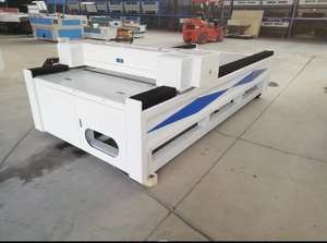 SUZHOU YQ LASER CO2 Machine automatique de gravure et de découpe laser CNC pour acrylique bois métal cristal <span class=keywords><strong>AI</strong></span> MDF et caoutchouc - Product Image 4