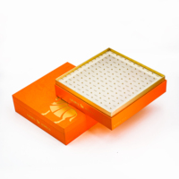 Boîtes cadeaux rigides personnalisables en impression numérique, recyclables, avec laminage mat, doublure en éponge, design gaufré pour l'emballage alimentaire