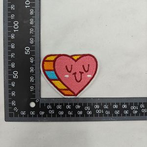 แผ่นปะติดรูปหัวใจสีชมพู รถบัส ป้ายสัญลักษณ์สันติภาพ สายรุ้ง ดวงตา กีตาร์ สำหรับตกแต่งเสื้อผ้าและหมวก - Product Image 4