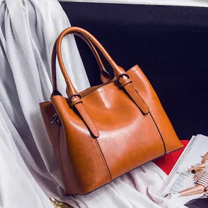 Yeni tasarımcı moda bayanlar el çantaları vintage zarif deri tote kadın çanta kadın çanta bayanlar çanta 2023 kadınlar için lüks
