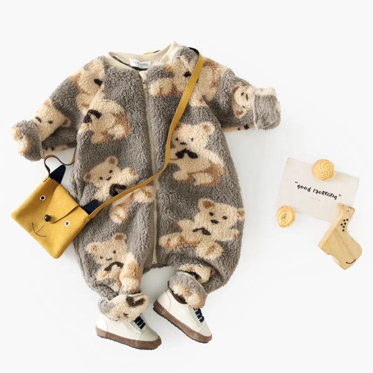 Зимний утепленный бархатный комбинезон для мальчиков и девочек, теплая одежда для сна с медведем, комбинезон, детская одежда