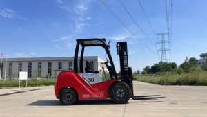Montacargas Diésel MightyCargo de Alta Calidad y Buen Precio, Modelo CPCD30 de Fábrica, Mástil de Dos Etapas, Neumáticos Sólidos, 2T 3T 4T 5T - Product Image 4